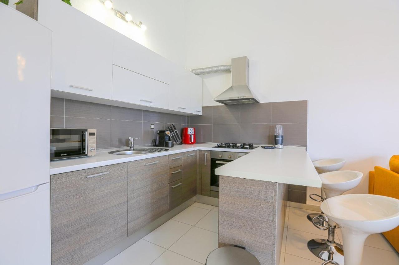 Apartman M&A Apartment พูลา ภายนอก รูปภาพ