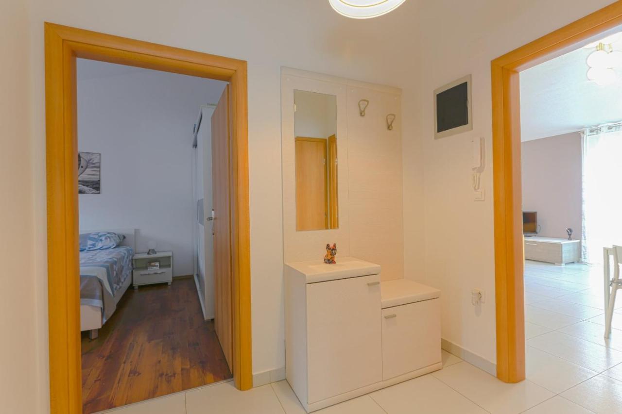 Apartman M&A Apartment พูลา ภายนอก รูปภาพ
