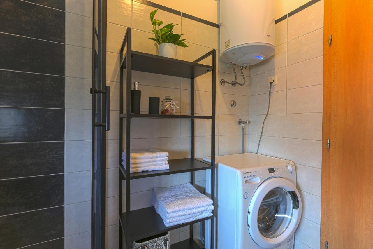 Apartman M&A Apartment พูลา ภายนอก รูปภาพ